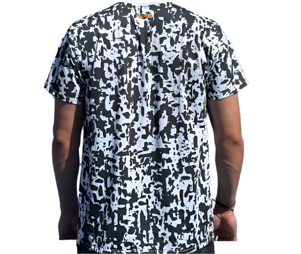 Camisa Eme Cuello Redondo Blanca con Manchas Negras